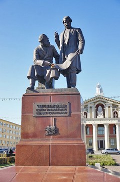 Отец и сын Черепановы